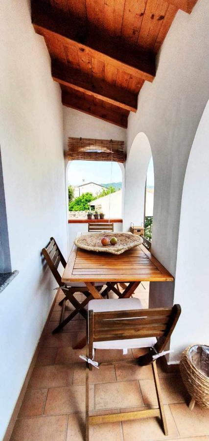 A Casa Di Anna Apartment Galtellì Екстериор снимка